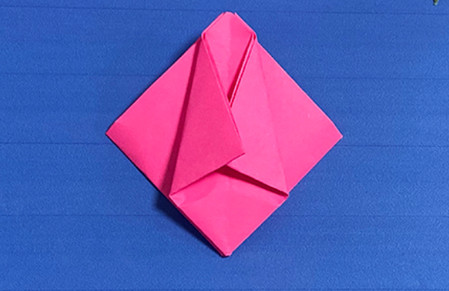 折纸花骨朵的折法教程图解