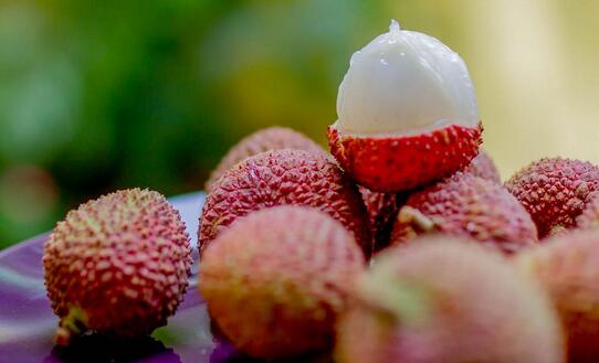 孕妇不能吃的水果 荔枝