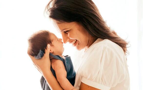 白天和晚上出生的孩子，有什么不同？