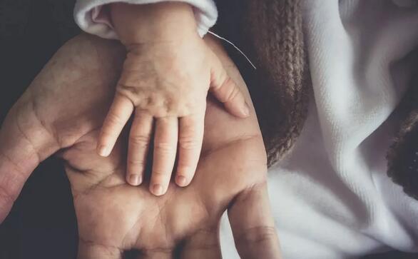 白天和晚上出生的孩子，有什么不同？