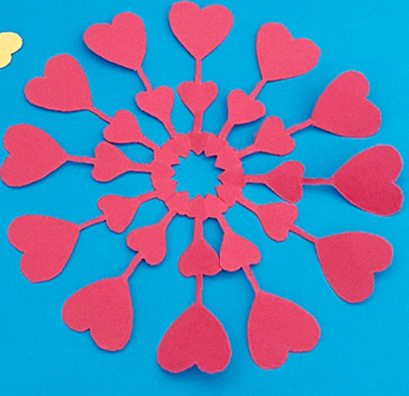 爱心窗花剪纸教程图解简单