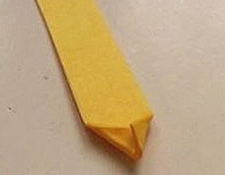 马蹄莲花朵折纸步骤