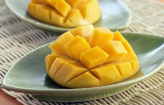 怀孕初期不能吃这5种水果