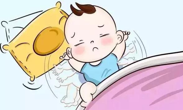 宝宝晚上睡觉不踏实哭闹怎么回事