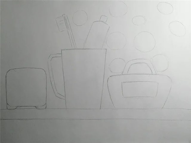生活静物线描画《牙刷和牙膏》