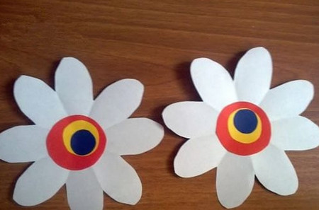 彩纸花束制作方法