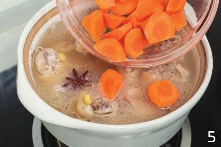 黄豆炖猪蹄的做法