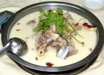 孕妇骨头汤的做法大全