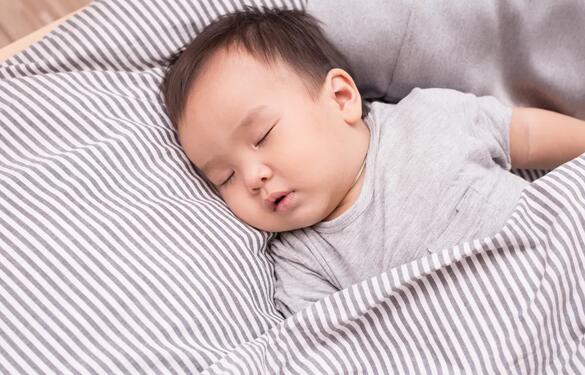 婴儿枕头怎么挑选