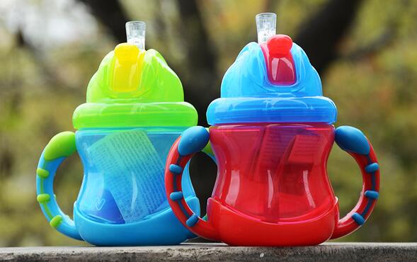 什么是宝宝学饮杯？学饮杯的正确用法