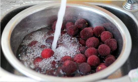 杨梅怎么洗才能洗干净的七种方法