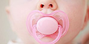 安抚奶嘴的利弊 安抚奶嘴什么时候用