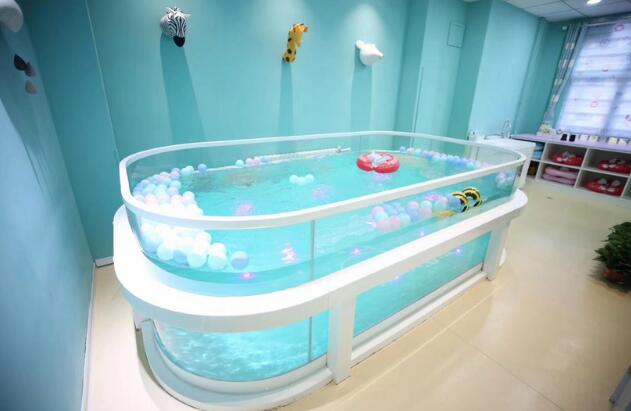 婴儿游泳的好处及注意事项