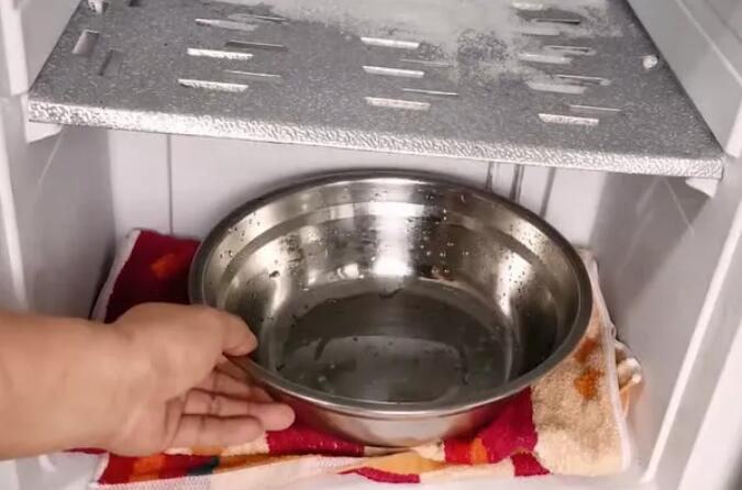 冰箱怎么除霜 冰箱夏天开几档最合适