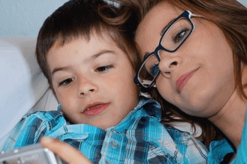 李姓取名字大全男孩100分