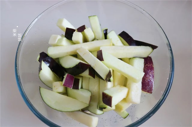 西红柿烧茄子的做法