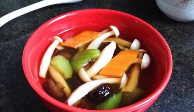 丝瓜的家常做法 产妇催乳食谱