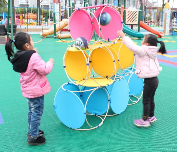 幼儿园自制玩教具方案《百变魔盘》