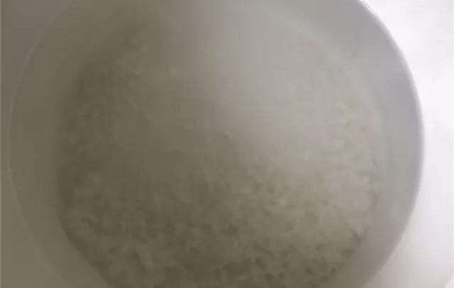 9个月婴儿食谱 生菜干贝花蛤粥的做法