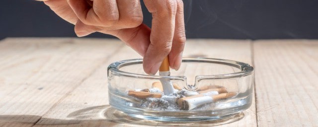 打完新冠疫苗可以抽烟吗