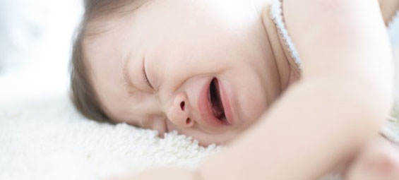 对付宝宝起床气，8妙招倍儿棒