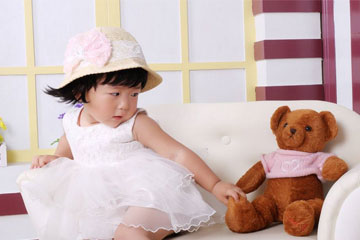 女孩起名字用诗经还是楚辞