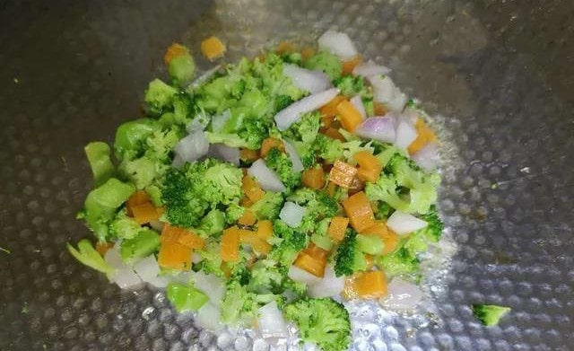 海鲜炒意面的做法 两岁宝宝食谱