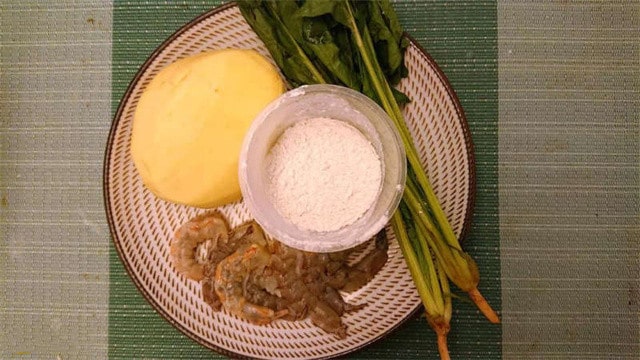 土豆菠菜虾仁丸子的做法 一岁宝宝食谱