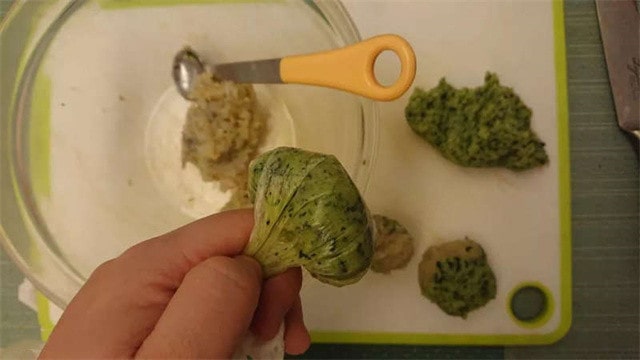 土豆菠菜虾仁丸子的做法 一岁宝宝食谱