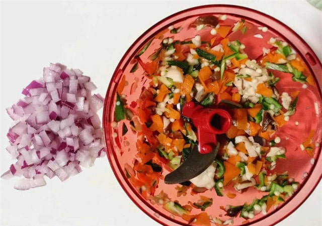 番茄牛肉卡通意面的做法 一岁宝宝食谱