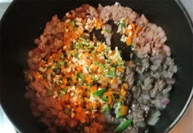 番茄牛肉卡通意面的做法 一岁宝宝食谱