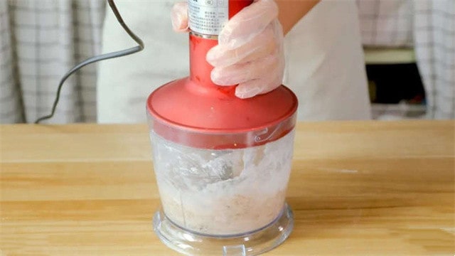 鹌鹑蛋虾丸的做法 十个月宝宝食谱