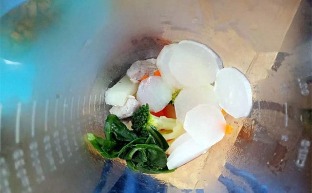 三文鱼蔬菜米糊的做法 六个月宝宝辅食食谱