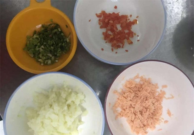 三文鱼土豆软饼的做法 10个月宝宝辅食食谱