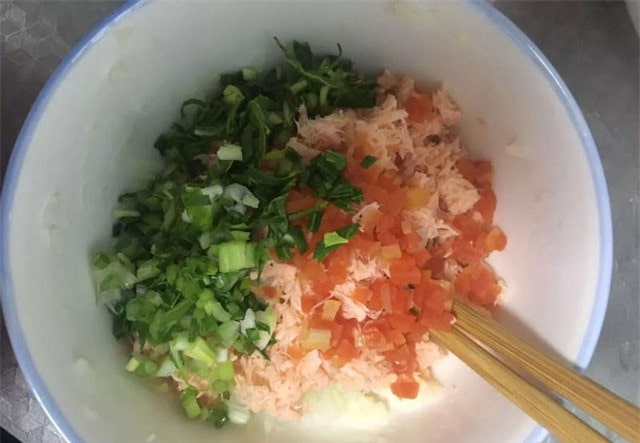 三文鱼土豆软饼的做法 10个月宝宝辅食食谱