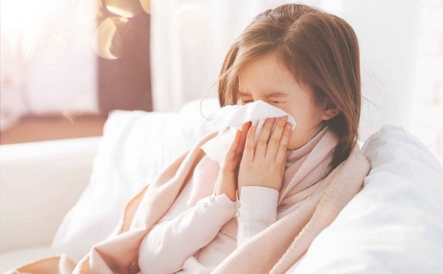 嘴唇上有小白点是怎么回事