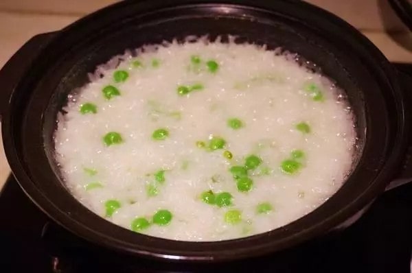 产妇下奶食谱 催乳何必大鱼大肉