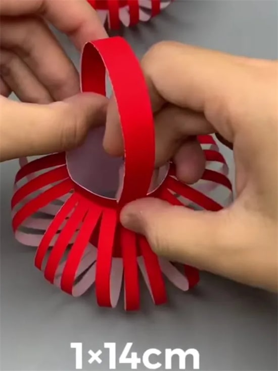 中秋节灯笼制作手工 兔子灯和莲花灯等