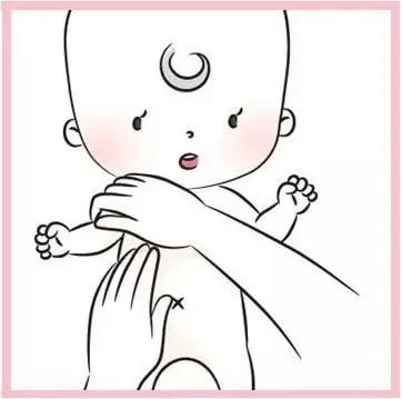 婴儿抚触这8个部位的好处多