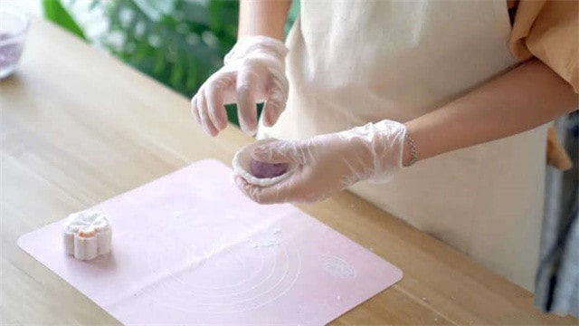 奶香水晶月饼的做法 三岁宝宝食谱