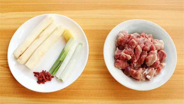 山药羊肉汤的做法