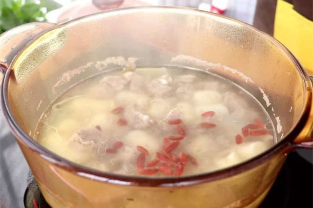 山药羊肉汤的做法