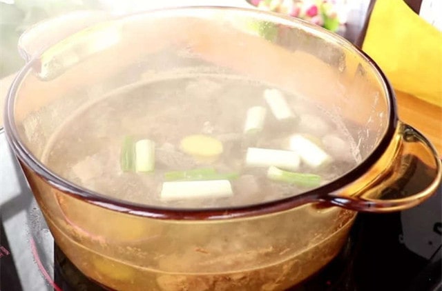 山药羊肉汤的做法