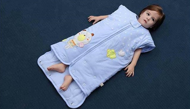 如何为宝宝挑选适合的睡袋
