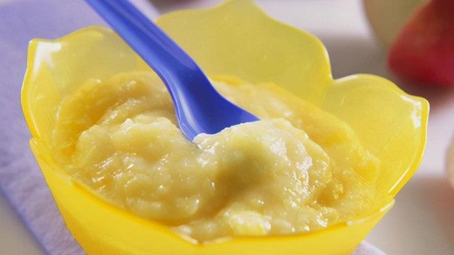 宝宝几个月添加辅食比较好？