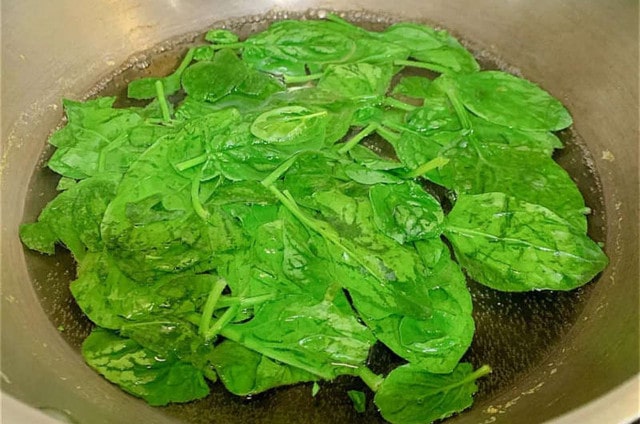 蔬菜肉泥小鱼面的做法 1岁宝宝食谱