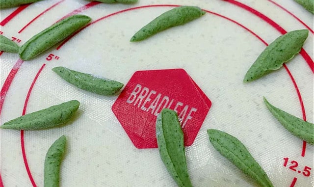 蔬菜肉泥小鱼面的做法 1岁宝宝食谱