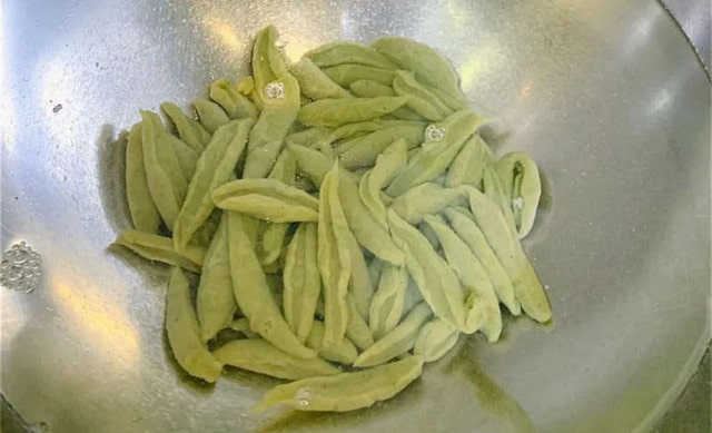 蔬菜肉泥小鱼面的做法 1岁宝宝食谱