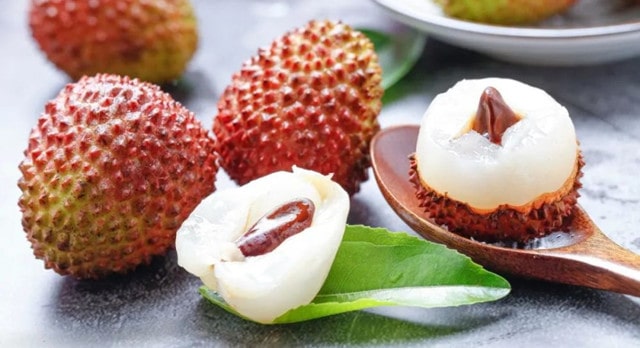 怀孕初期能不能吃荔枝