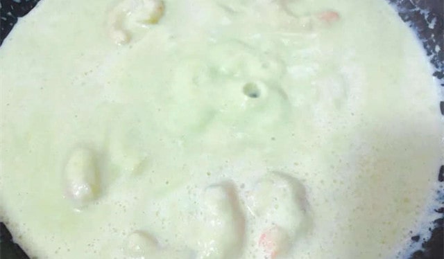 鲜虾牛油果意面的做法